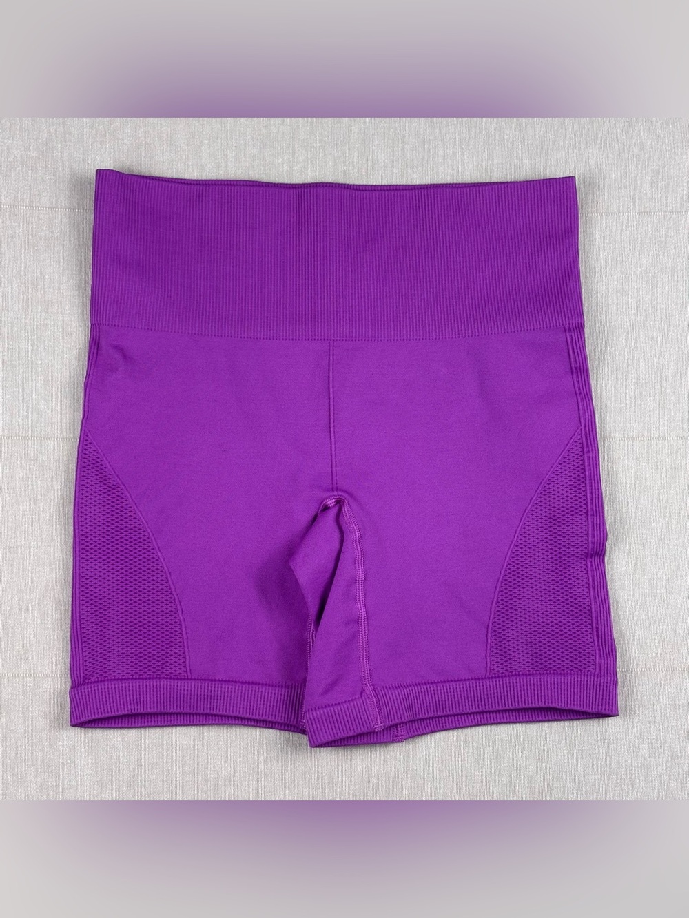 Lululemon Purple Seamless High Rise Yoga Biker Shorts Compression Stretch